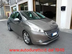 Grigio Usata 2012 Peugeot 208 Allure Due volumi | 5000 € (Buon prezzo)