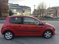 Rosso Usata 2007 Renault Twingo Due volumi | 2200 € (Buon prezzo)