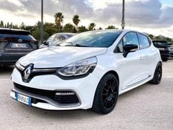 Bianco(met.) Usata 2015 Renault Clio IV R.S. Tre volumi | 15.900 € (Molto cara)