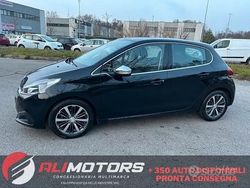 Nero Usata 2017 Peugeot 208 Allure Due volumi | 7990 € (Buon prezzo)