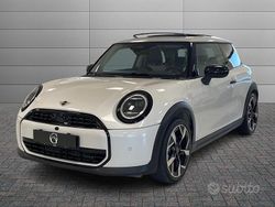 Bianco Usata 2025 Mini Cooper Classic Due volumi | 32.900 € (Molto cara)