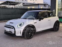 Grigio Usata 2021 Mini Cooper SE Classic Due volumi | 14.490 € (Super prezzo)