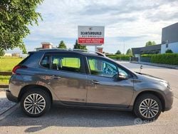 Grigio Usata 2019 Peugeot 2008 Allure SUV | 11.800 € (Ottimo prezzo)