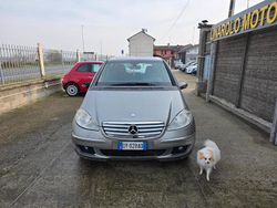 Oro Usata 2009 Mercedes A150 Avantgarde Coupé | 3999 € (Buon prezzo)
