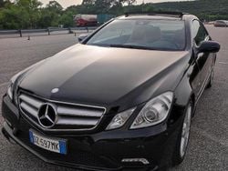 Nero Usata 2009 Mercedes E250 Executive Coupé | 10.500 € (Buon prezzo)