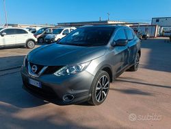 Grigio Usata 2016 Nissan Qashqai Tekna SUV | 11.800 € (Buon prezzo)