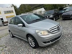 Grigio Usata 2011 Mercedes B200 Monovolume | 5500 €