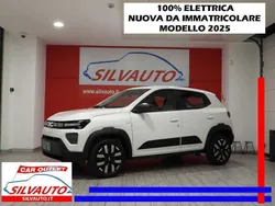Bianco kaolin Nuova 2024 Dacia Spring Expression Due volumi | 11.200 € (Super prezzo)