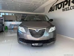 Grigio Usata 2011 Lancia Ypsilon Silver Due volumi | 5900 € (Buon prezzo)