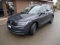 Grigio Usata 2023 VW Tiguan Life SUV | 26.500 € (Ottimo prezzo)