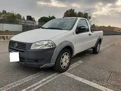 Bianco Usata 2012 Fiat Strada Pick-up | 13.000 € (Molto cara)