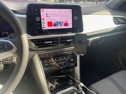 Usata 2023 VW T-Roc Life SUV | 27.000 € (Molto cara)