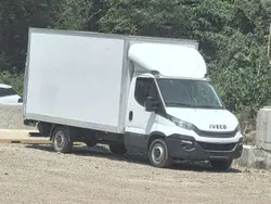 Usata 2017 Iveco Daily Furgone | 13.000 € (Super prezzo)