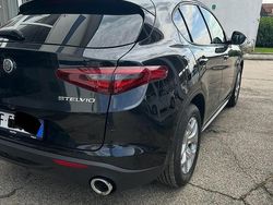 Usata 2021 Alfa Romeo Stelvio Business SUV | 27.000 € (Buon prezzo)