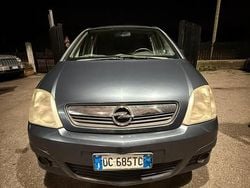 Grigio Usata 2006 Opel Meriva Monovolume | 1200 € (Buon prezzo)