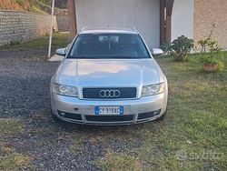 Grigio Usata 2004 Audi A4 Station wagon | 3000 € (Buon prezzo)