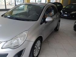 Argento Usata 2011 Opel Corsa Tre volumi | 3500 € (Buon prezzo)