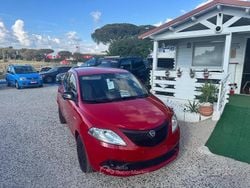 Rosso Usata 2023 Lancia Ypsilon Silver Due volumi | 11.900 € (Buon prezzo)