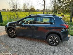 Grigio Usata 2017 Peugeot 2008 Allure SUV | 7000 € (Ottimo prezzo)