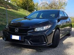 Nero Usata 2017 Honda Civic Executive Tre volumi | 10.500 € (Buon prezzo)