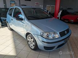 Bianco Usata 2004 Fiat Punto Dynamic Tre volumi | 1999 €