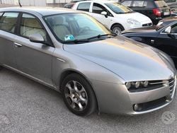 Grigio Usata 2009 Alfa Romeo 159 Station wagon | 599 € (Ottimo prezzo)