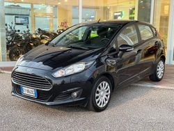 Nero Usata 2015 Ford Fiesta Tre volumi | 7500 € (Buon prezzo)