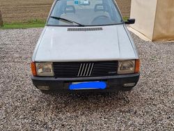 Grigio Usata 1985 Fiat Uno Due volumi | 2000 €