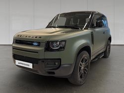 Santorini black Usata 2024 Land Rover Defender S | 70.800 € (Ottimo prezzo)