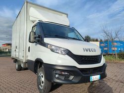 Bianco Usata 2021 Iveco Daily Furgone | 29.200 € (Molto cara)