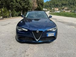 Usata 2018 Alfa Romeo Giulia Business Tre volumi | 14.500 € (Buon prezzo)