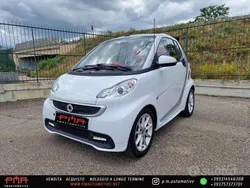 Bianco Usata 2013 Smart ForTwo Cabrio Passion Cabrio | 8000 € (Molto cara)