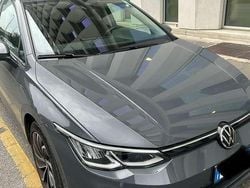 Grigio Usata 2020 VW Golf VIII Life Tre volumi | 21.000 € (Buon prezzo)