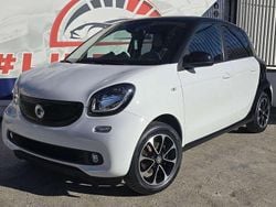 Bianco Usata 2016 Smart ForFour Passion Due volumi | 10.900 € (Buon prezzo)