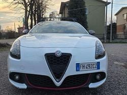 Bianco Usata 2017 Alfa Romeo Giulietta Super Tre volumi | 8500 € (Ottimo prezzo)