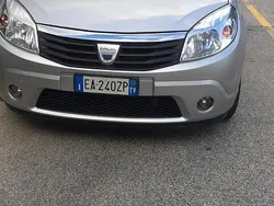 Usata 2010 Dacia Sandero Due volumi | 3200 € (Ottimo prezzo)