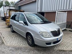 Grigio Usata 2008 Lancia Phedra Monovolume | 2500 € (Ottimo prezzo)