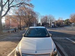 Bianco Usata 2012 Mercedes B180 Monovolume | 7000 €