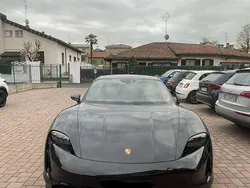 Nero Usata 2021 Porsche Taycan Performance Package Tre volumi | 60.000 € (Cara)