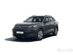 Verde Usata 2024 VW Tiguan Edition SUV | 43.900 € (Molto cara)