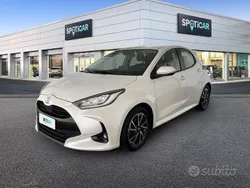 Bianco Usata 2021 Toyota Yaris Trend Tre volumi | 15.500 € (Buon prezzo)