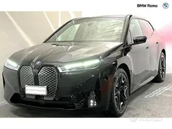 Black sapphire metallizzato Usata 2024 BMW iX SUV | 67.790 € (Super prezzo)