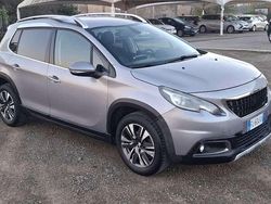 Argento Usata 2017 Peugeot 2008 Allure SUV | 7900 € (Ottimo prezzo)