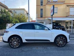 Bianco Usata 2021 Porsche Macan SUV | 54.900 € (Buon prezzo)