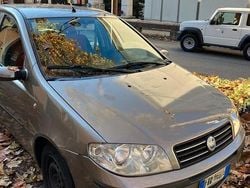 Grigio Usata 2005 Fiat Punto Tre volumi | 2500 €