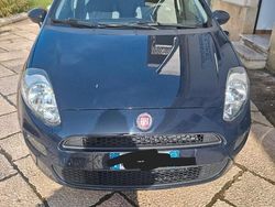 Blu Usata 2015 Fiat Punto Due volumi | 5200 € (Buon prezzo)