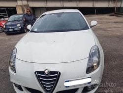 Bianco Usata 2014 Alfa Romeo Giulietta Distinctive Due volumi | 9500 € (Buon prezzo)