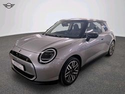 Grigio Usata 2024 Mini Cooper SE Classic Due volumi | 33.300 € (Molto cara)