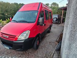 Rosso Usata 2007 Iveco Daily Tre volumi | 9000 €
