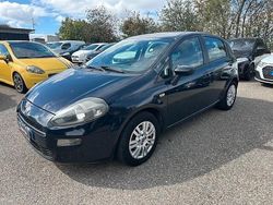 Blu Usata 2012 Fiat Punto Easy Tre volumi | 1300 € (Ottimo prezzo)
